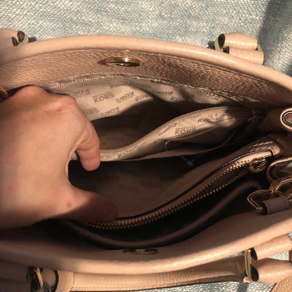 Michael Kors handbag - Picture 3 of 4